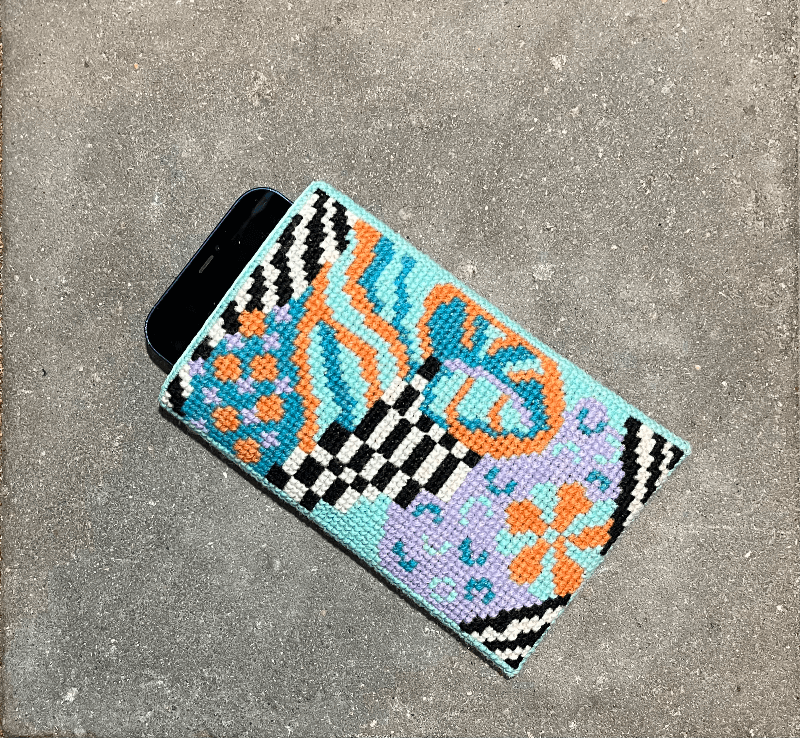 Pomp Stitch mobil etui "Crazy Flower"