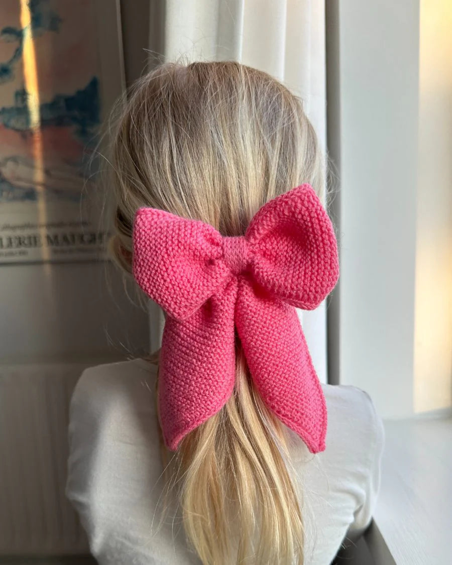 December Bow ⎮ PetiteKnit