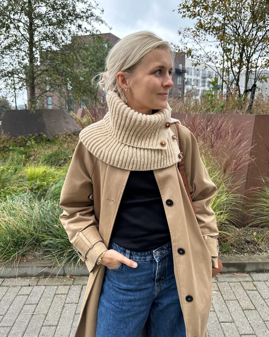 November Neck ⎮ PetiteKnit