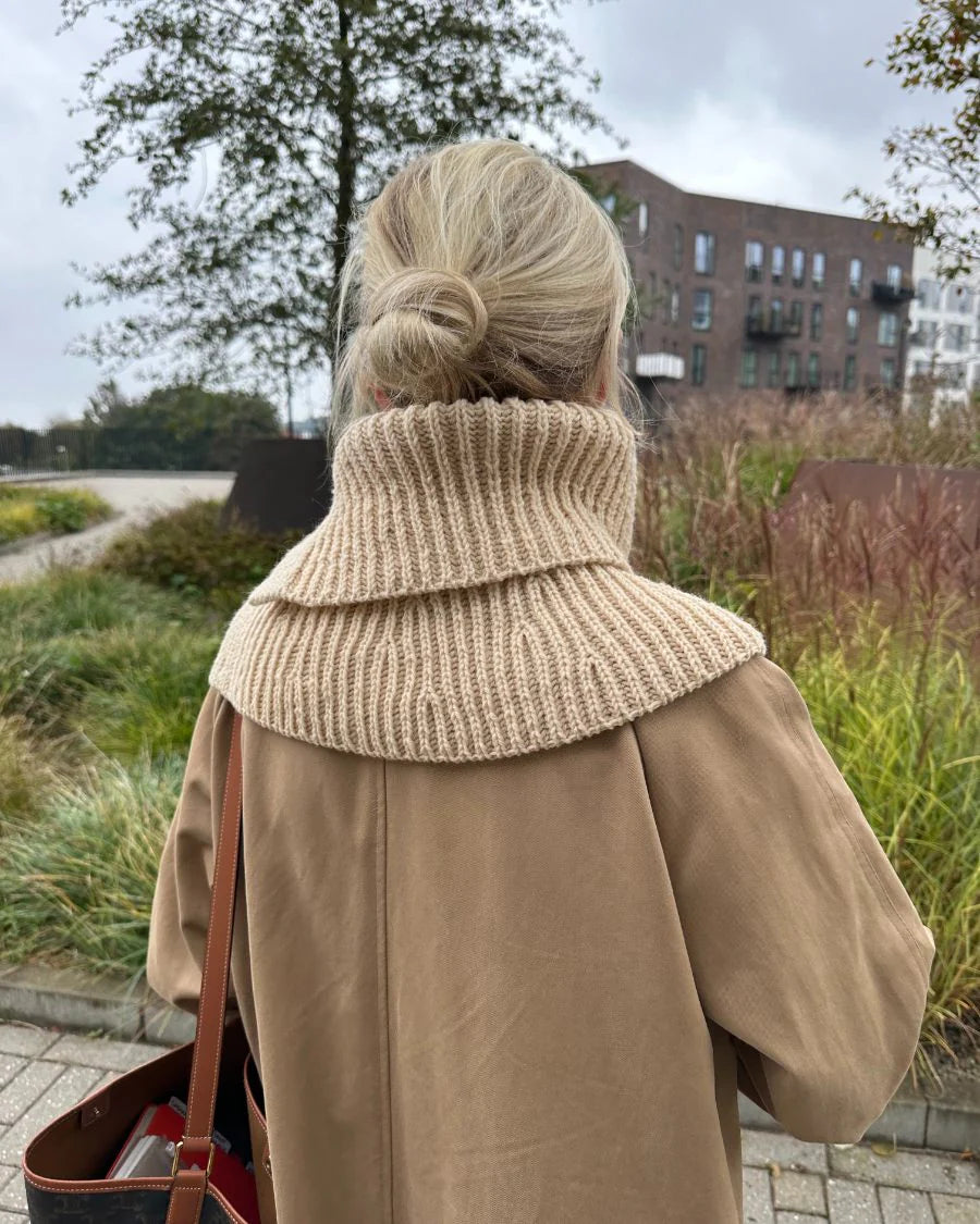 November Neck | PetiteKnit