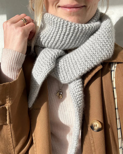 Sophie Shawl ⎮ PetiteKnit